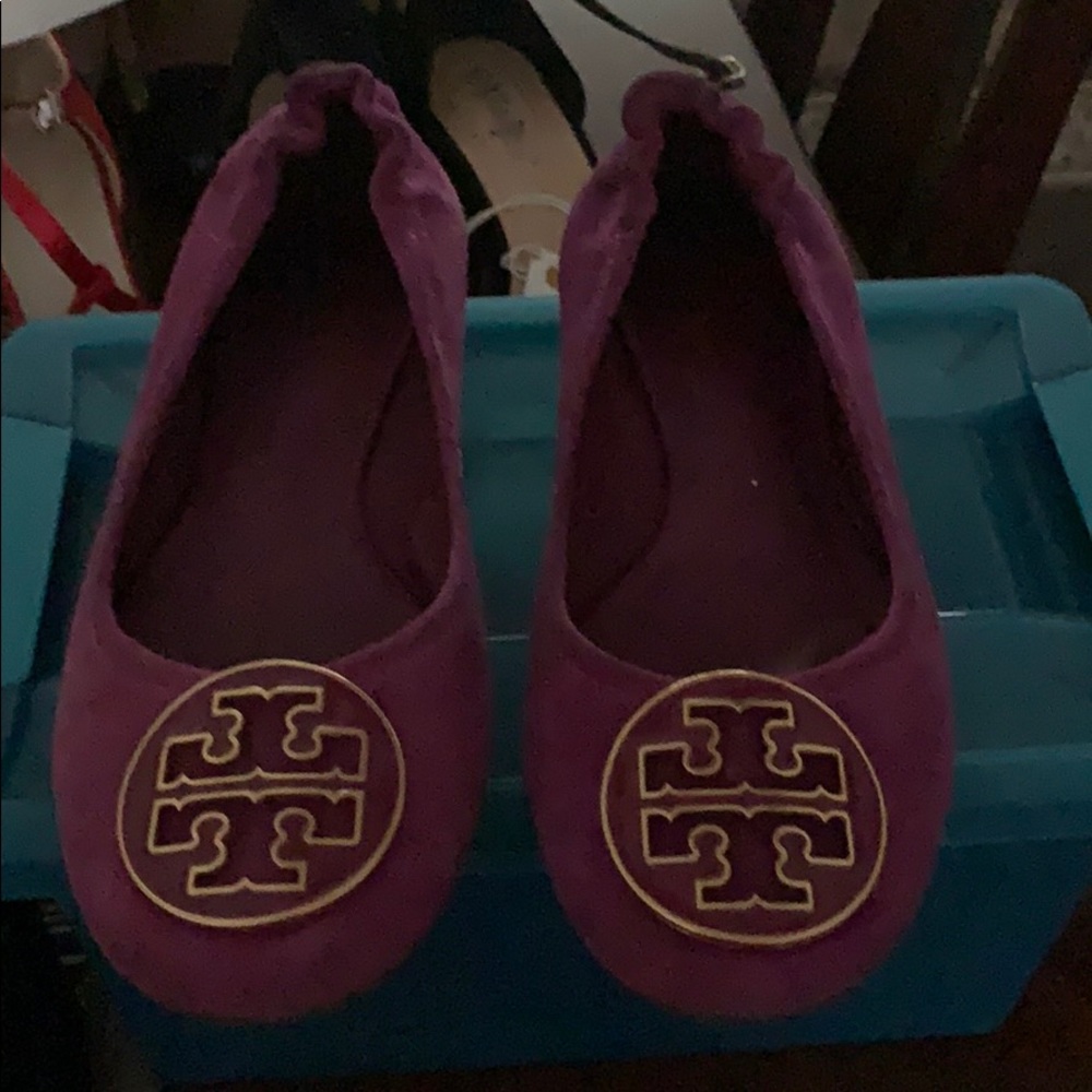 Shoes - Picture 2 of 7